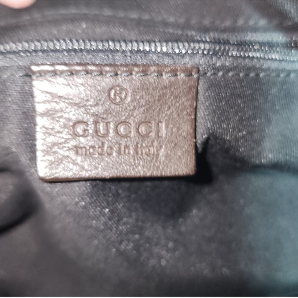 GUCCI EUC GG SIGNATURE LARGE ABBEY HOBO BAG - Picture 9 of 9
